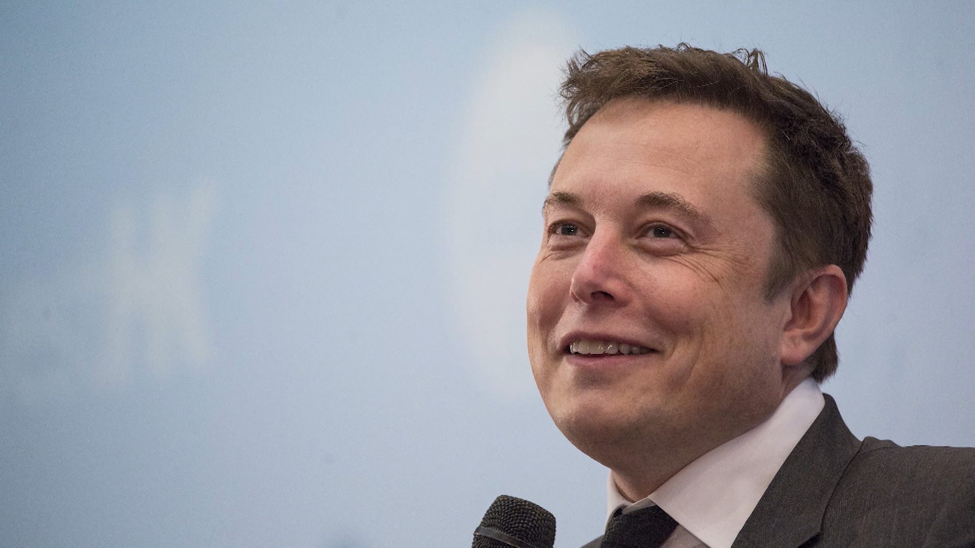 elon-musk-is-now-richer-than-warren-buffett-bloomberg