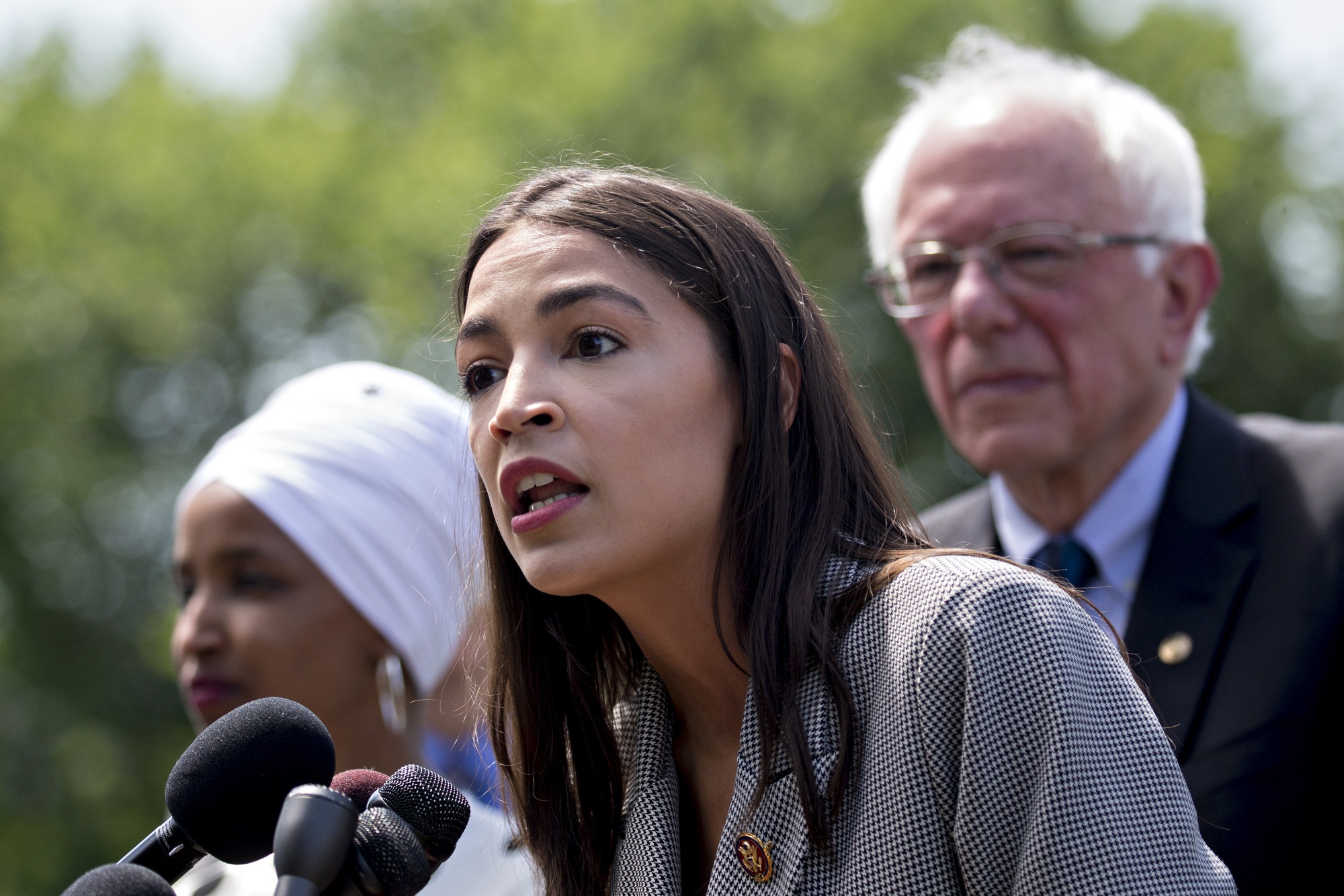 Aoc best sale bernie sanders