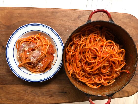 This Knockout Tomato Sauce Recipe Doesn’t Use Onions or Garlic