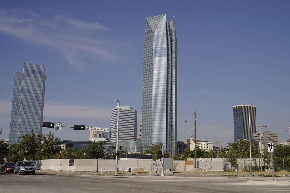 Devon Said to Mull $4 Billion Exit From Eagle Ford, Powder River