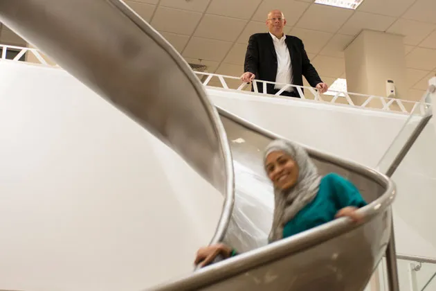 Former Yahoo executive Usama Fayyad, standing, presides over tech incubator Oasis500