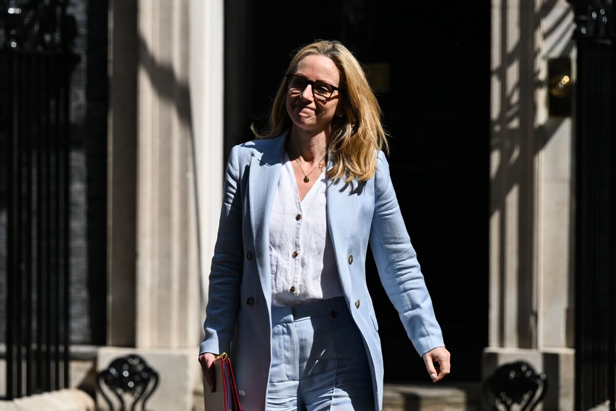 Labour ‘Keenly Aware’ of Need for Competitiveness Ahead of Bank Tax Decision