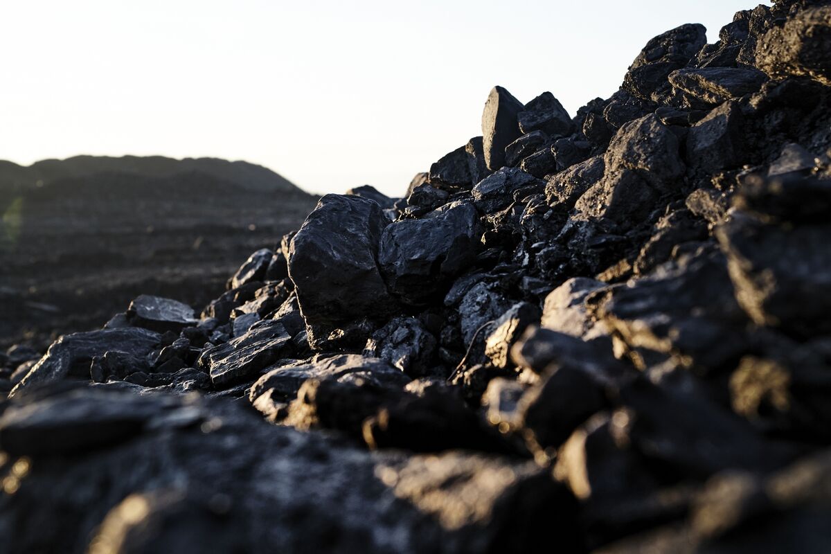 European Coal Prices Fall Below $100 for First Time Since 2021