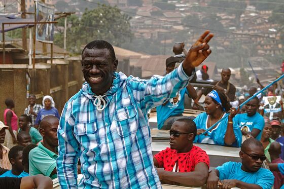 Long-Time Ugandan Opposition Leader Abandons Presidential Race