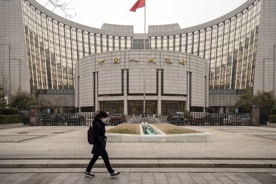 China Gets Local Government Help in Avoiding Cash Crunch