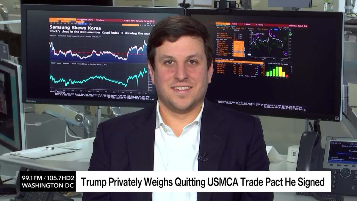 Trump Weighs Quitting Trade Pact He Once Championed