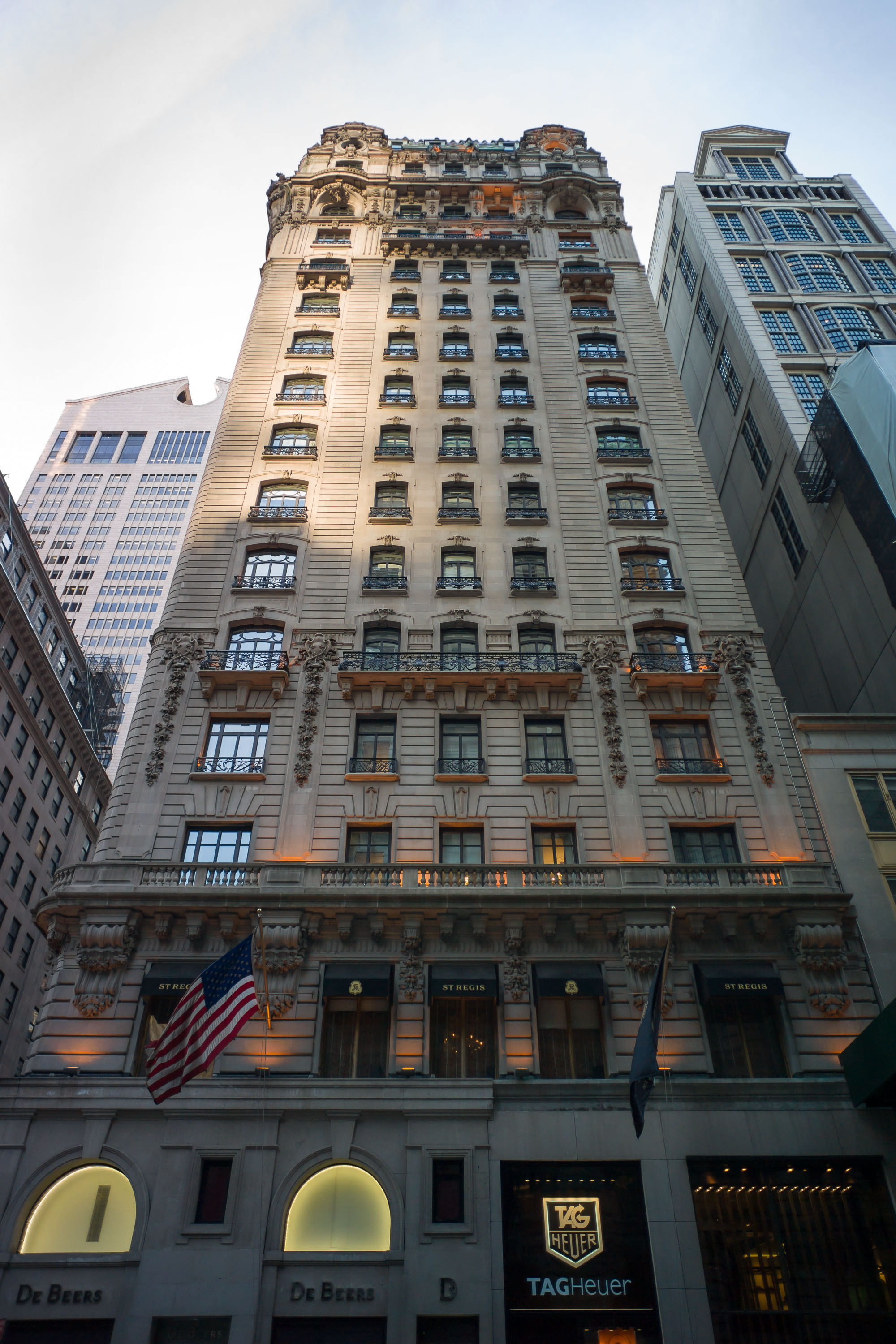 Qatar Wealth Fund Buys St. Regis Hotel That Invented Bloody Mary