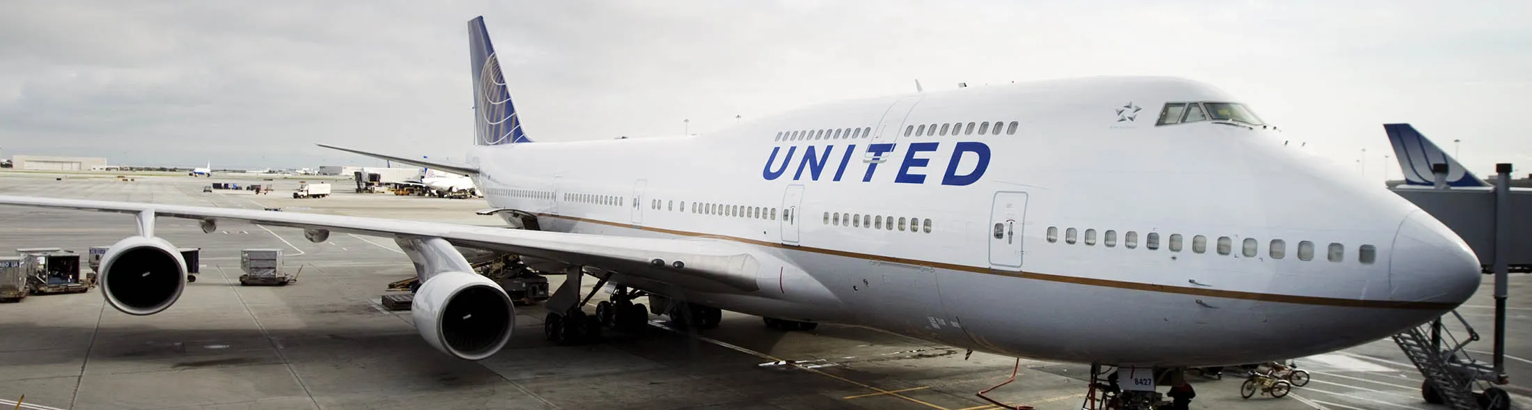 1468972285_united airlines lede