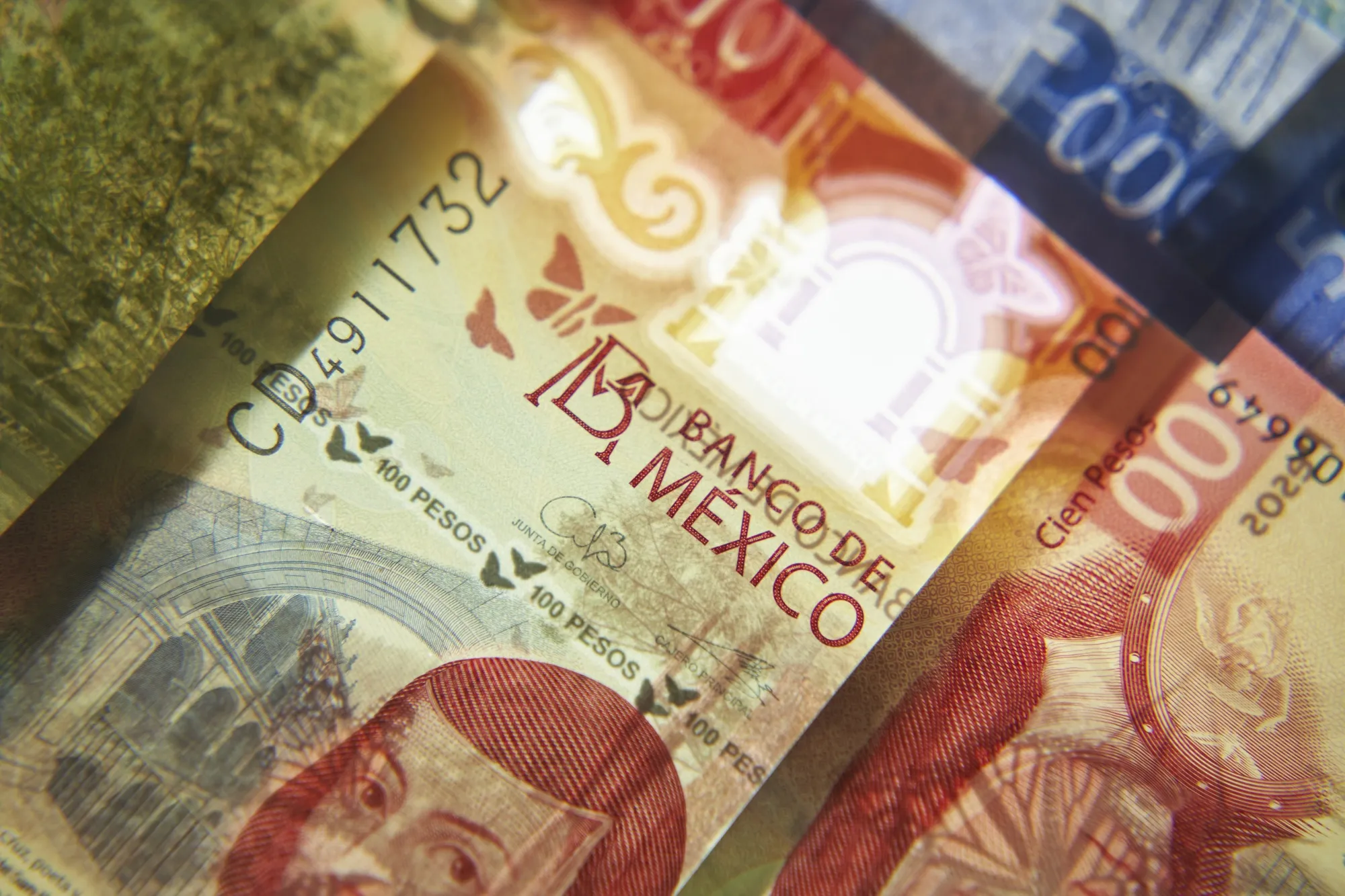 USD/MXN: Goldman to BBVA Say Dollar Weakness to Boost Mexican Peso