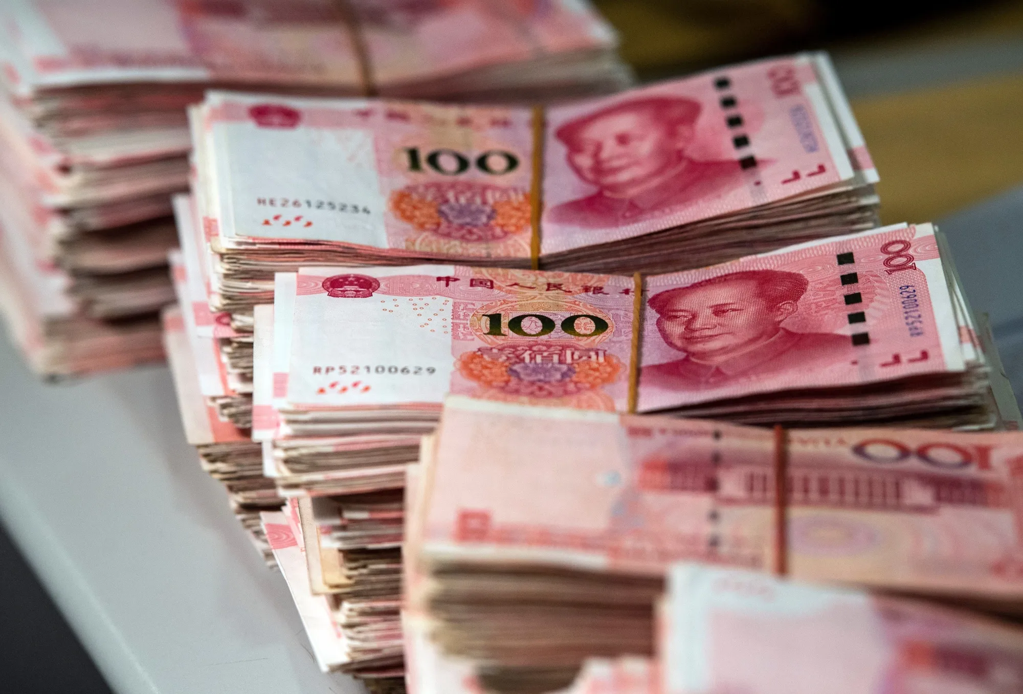Yuan Gaining on Trade War Hopes Helps Emerging Markets - Bloomberg
