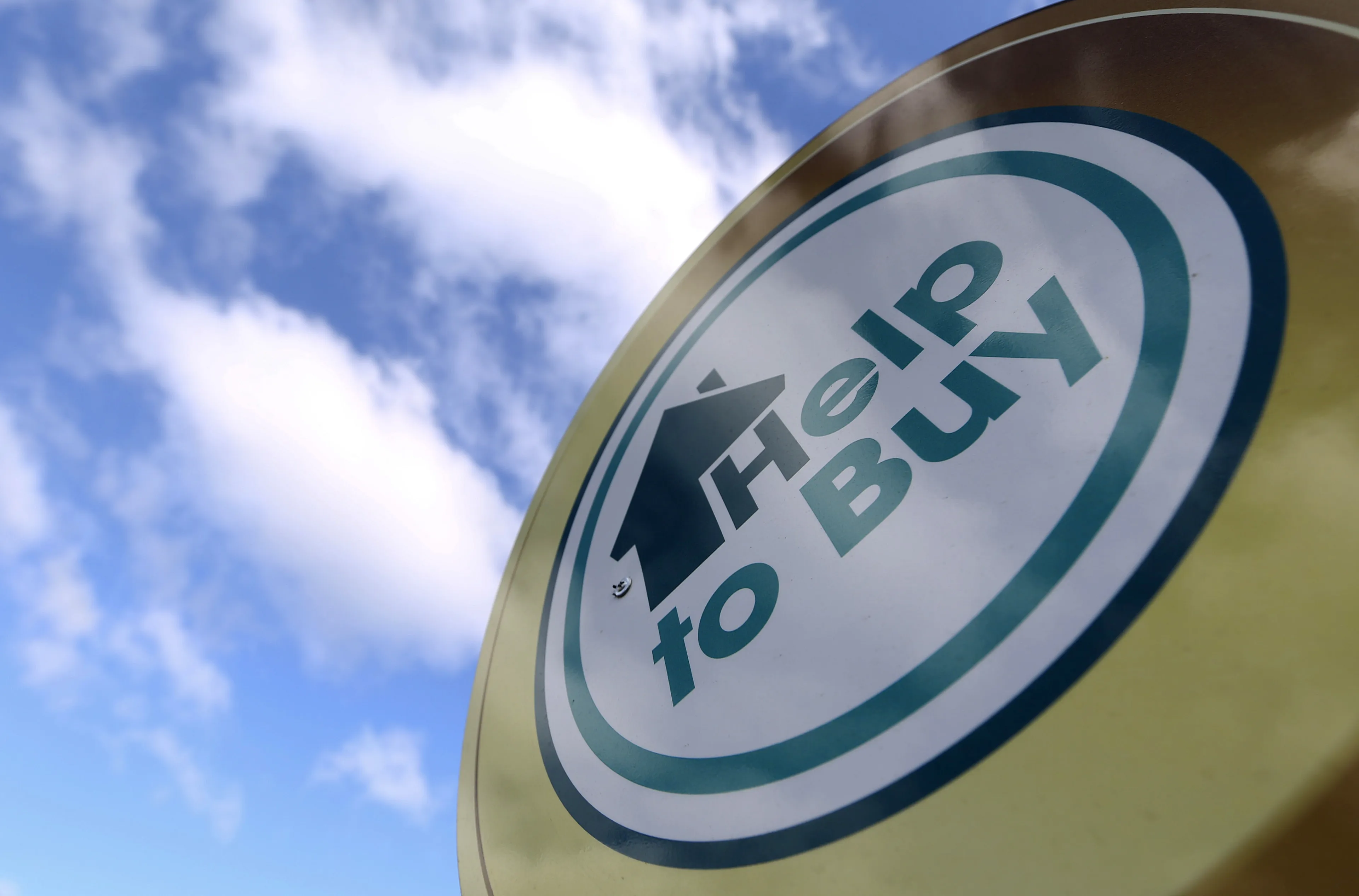 An advertisement for the U.K. Government's "Help to Buy" scheme.