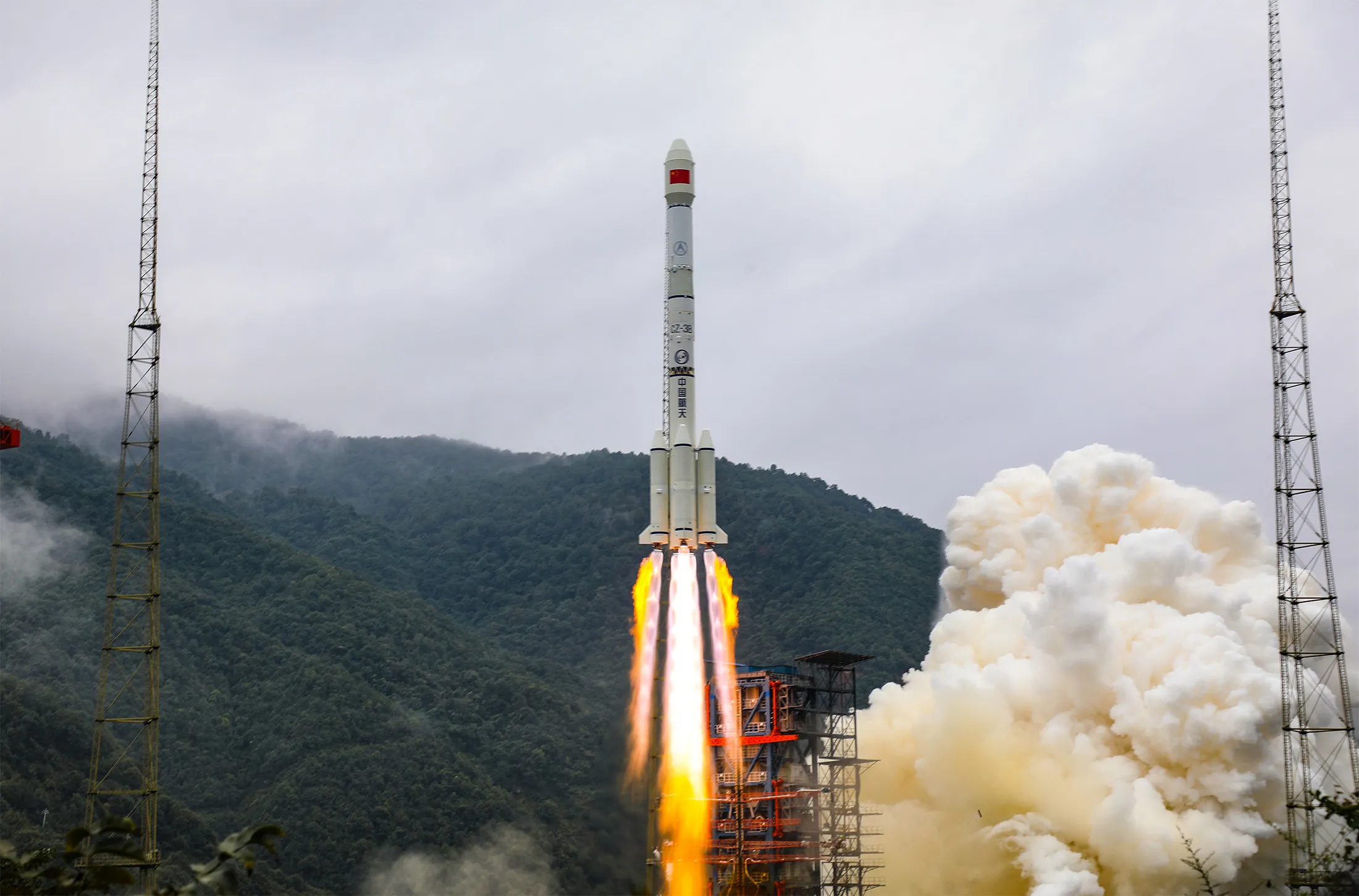 A rocket carrying the Shijian-21 satellite blasts off from the Xichang Satellite Launch Center in Sichuan Province, China, on Oct. 24, 2021.