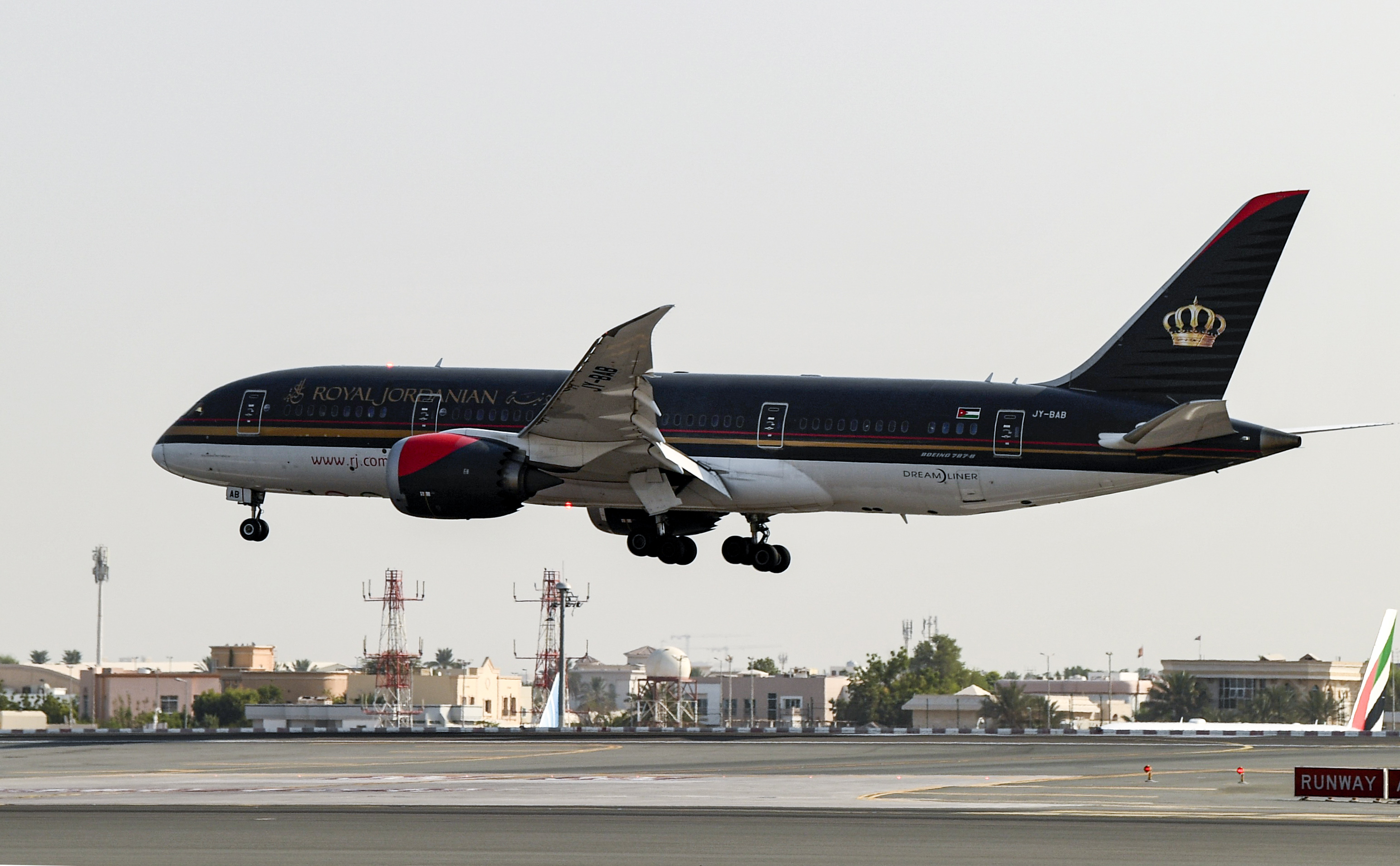 how is royal jordanian airlines