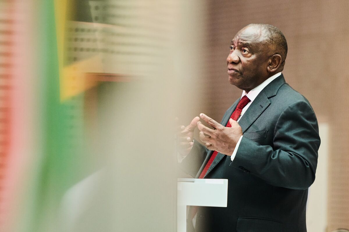 South Africa Urged to Lock In Reforms Before Ramaphosa Leaves