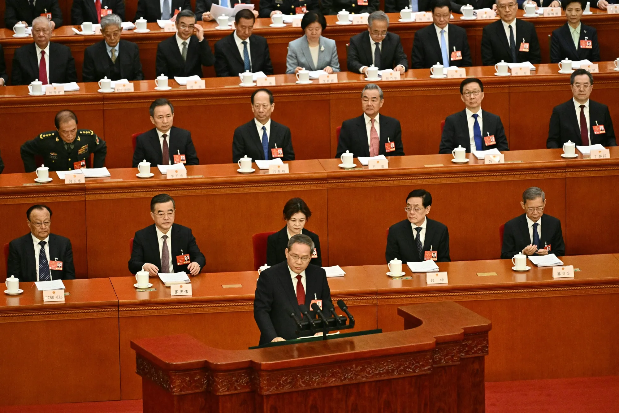 中国の経済成長目標、25年も5％前後－米関税でも強気で刺激策必要に