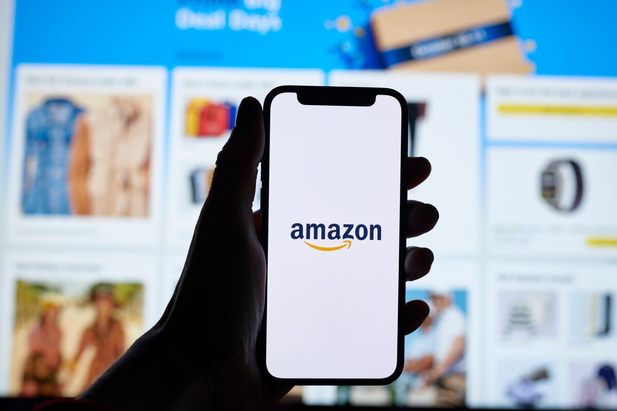 bloomberg.com - Micah Barkley - Amazon's New Order Confirmation Emails Seen Boosting Phishing Risk
