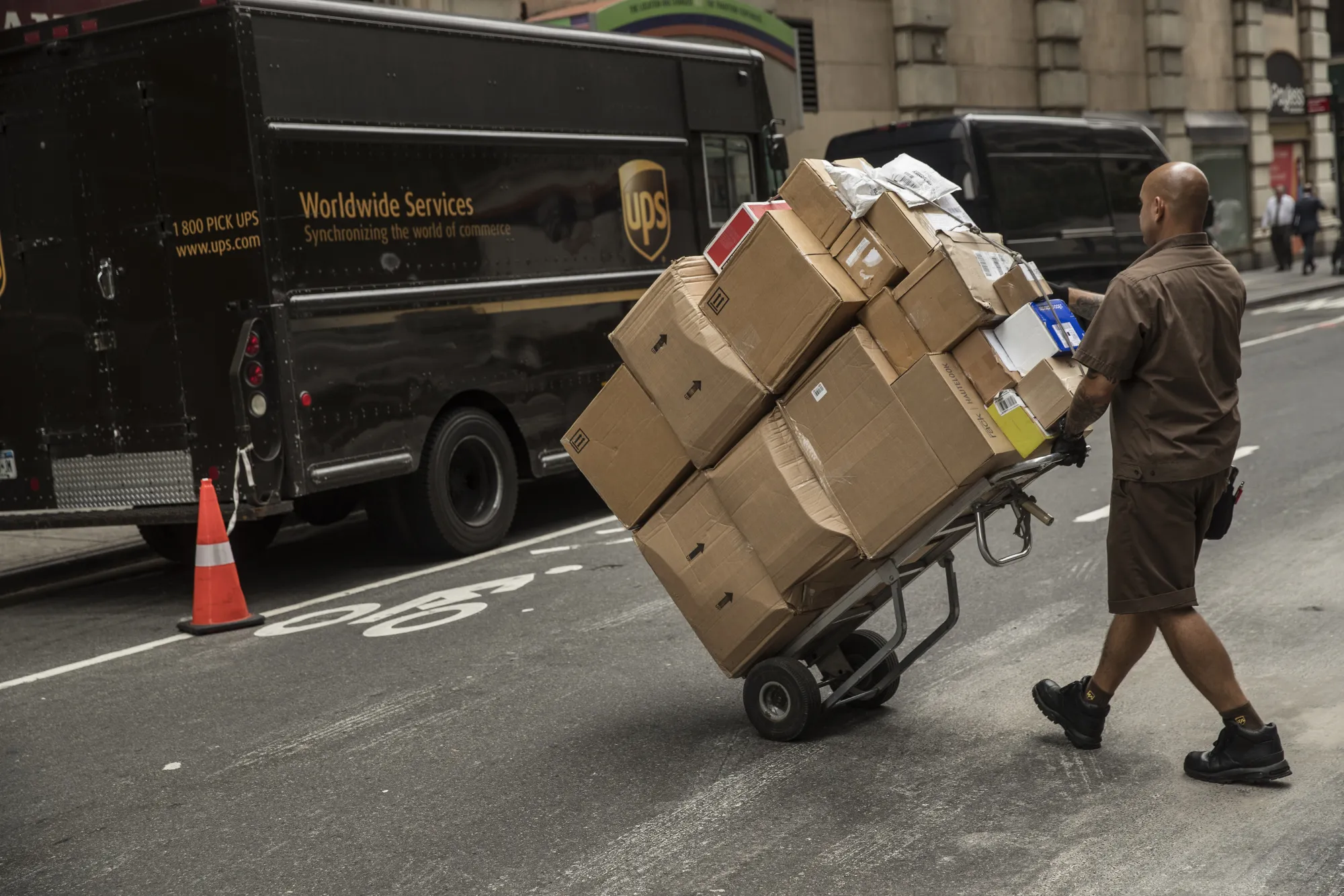 United Parcel Service Inc. Deliveries Ahead Of Earnings Figures 
