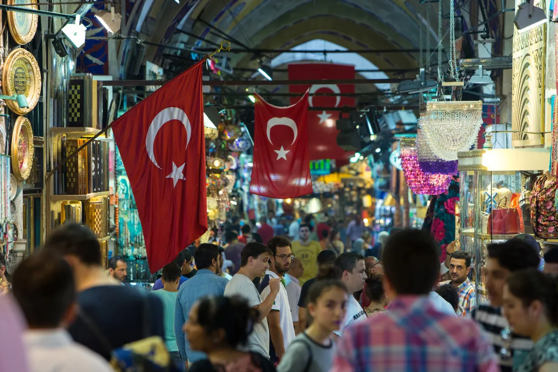 Customers browse souvenirs and other goods in the Grand Bazaar in Istanbul, Turkey, on&nbsp; Aug. 15, 2015.&nbsp;