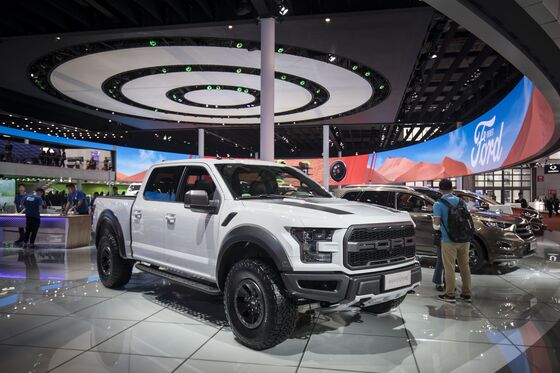 Premium Pickups Are Intruding on America's Luxury-Car Market