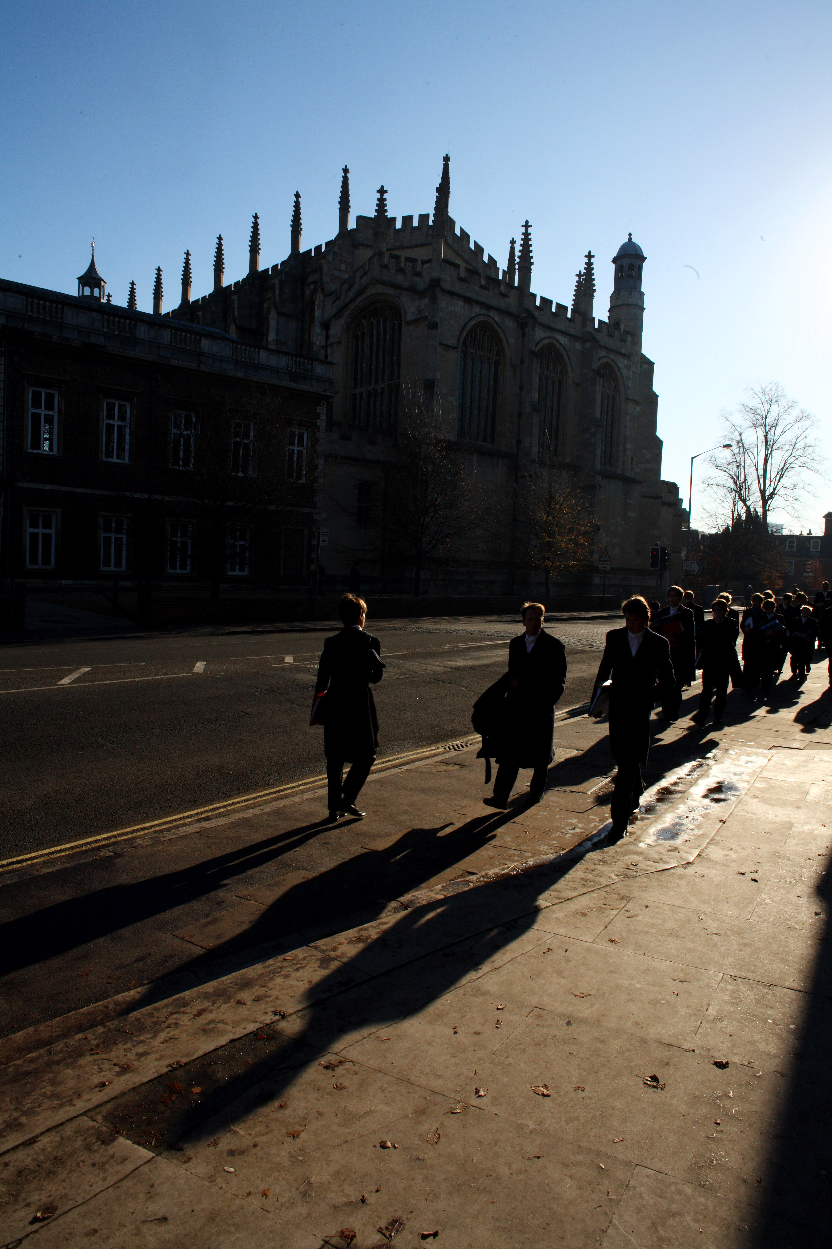 年授業料600万円でも子供通わせたい親が急増 スイスの名門寄宿学校 Bloomberg