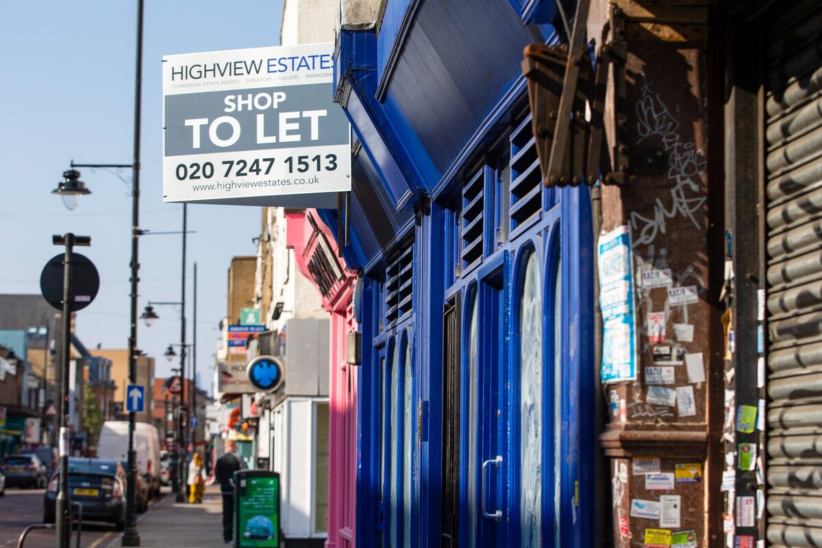 London Rental Demand Declines as Tenants Struggle to Pay Rent
