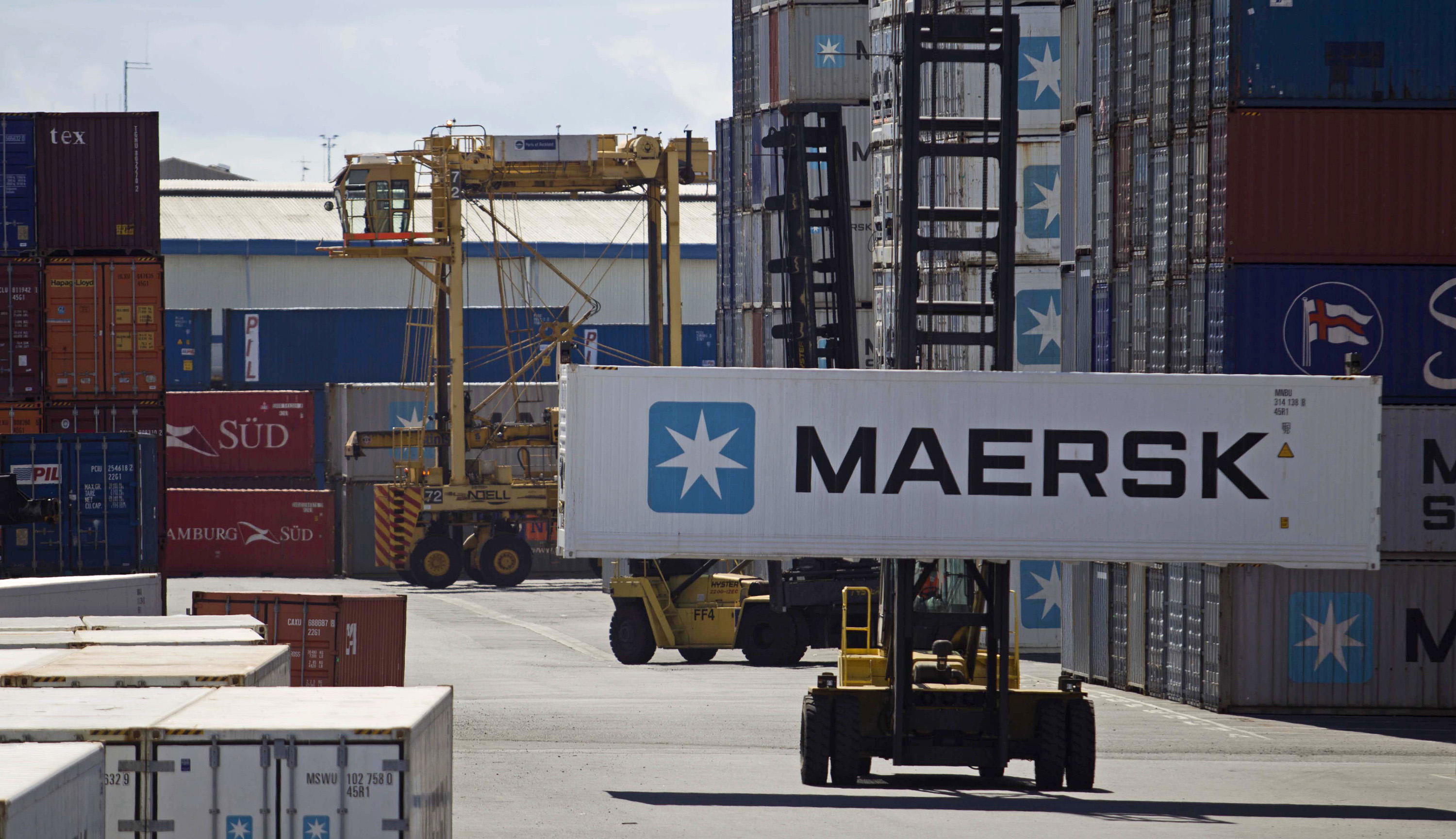 Maersk отслеживание. Отслеживание контейнера по морю. Логотип maersk. A. Контейнер маерск фото.