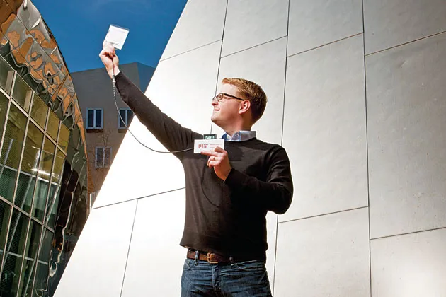 Miles Barr: Printing Solar Cells on Paper and Clothes