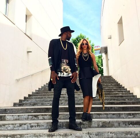 Stoudemire and his wife Alexis pose after the Hood By Air show, their last of the 4-day tour.