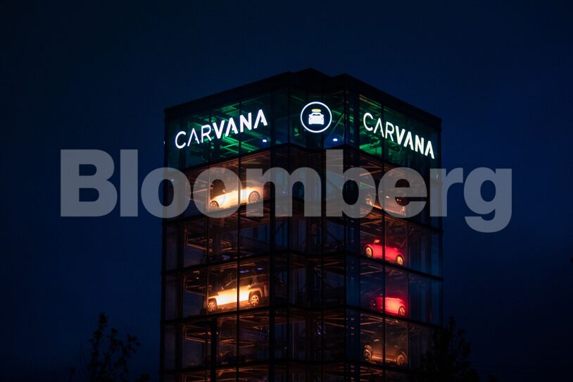 Carvana’s Relentless Rout Leaves Analysts Struggling to Catch Up