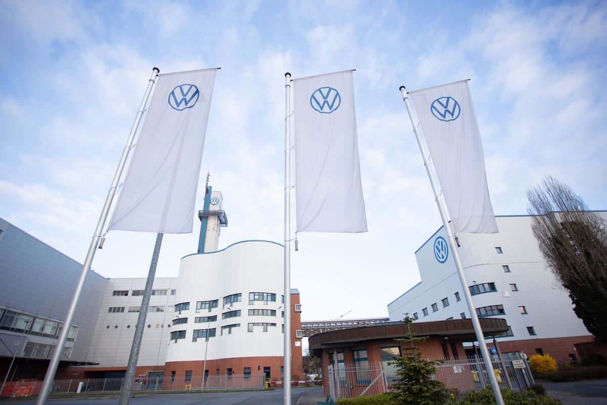 VW, Rafael Revive Talks to Produce Iron Dome Parts in Germany
