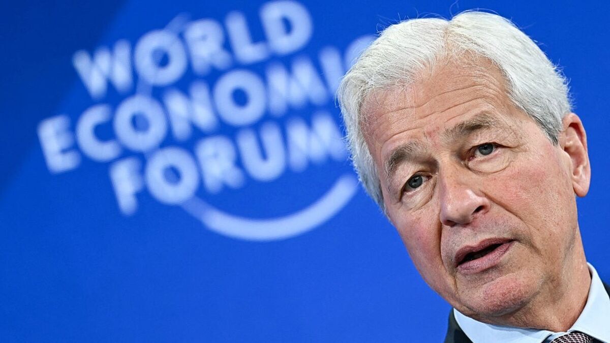 JPMorgan CEO Dimon Says Credit Card Cap Would Be 'Economic Disaster'