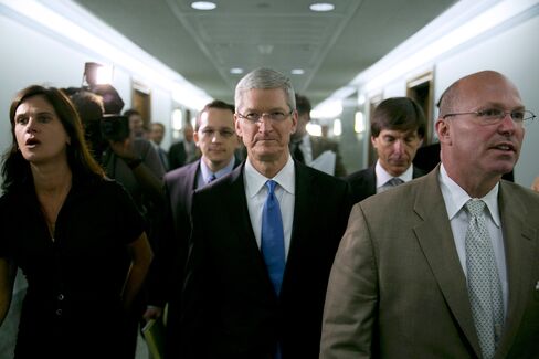 Apple’s Tax Magic Leaves Irish Bondholders Unmoved