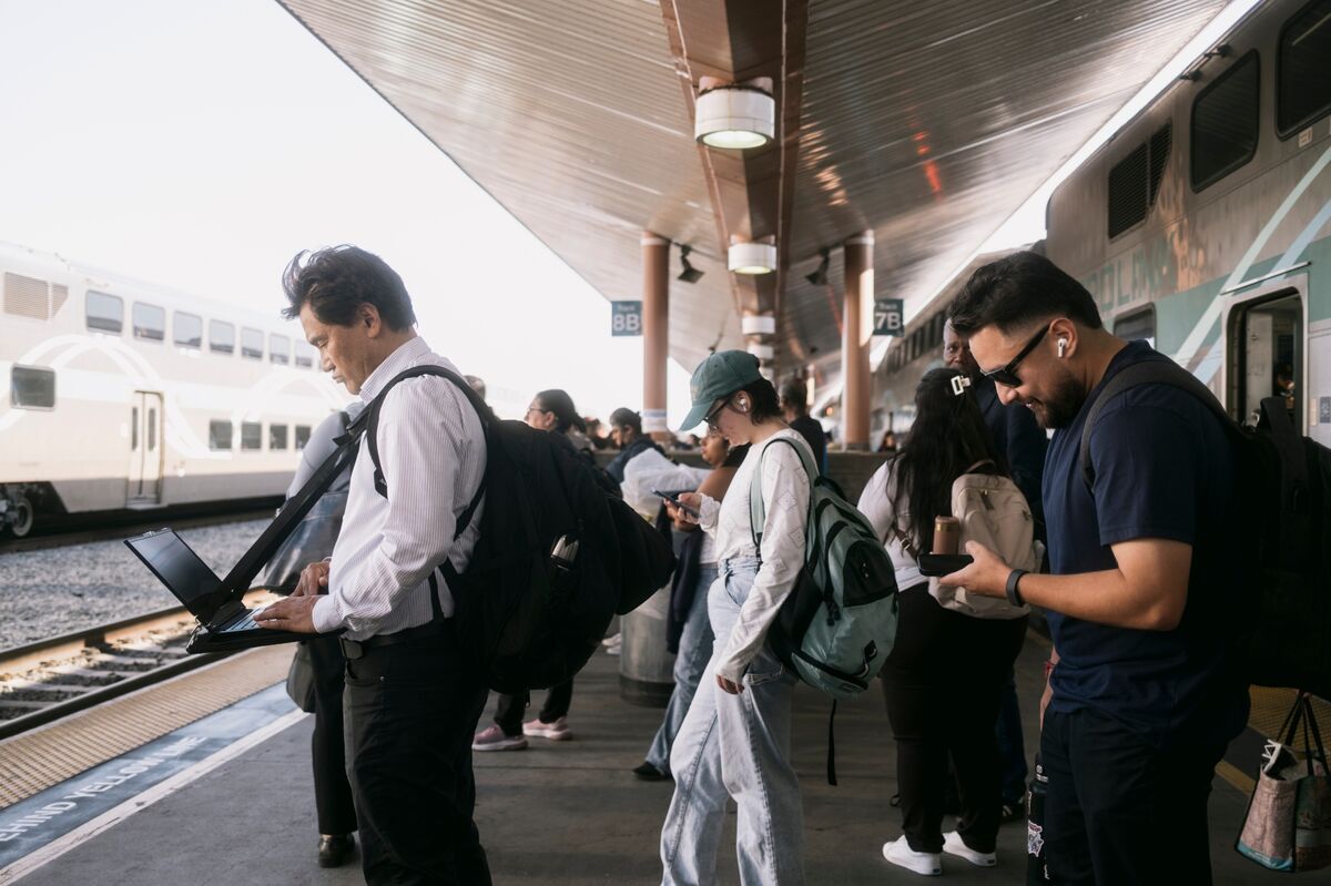 US Public Transit Bounces Back as War-Fueled Gas Prices Remain High
