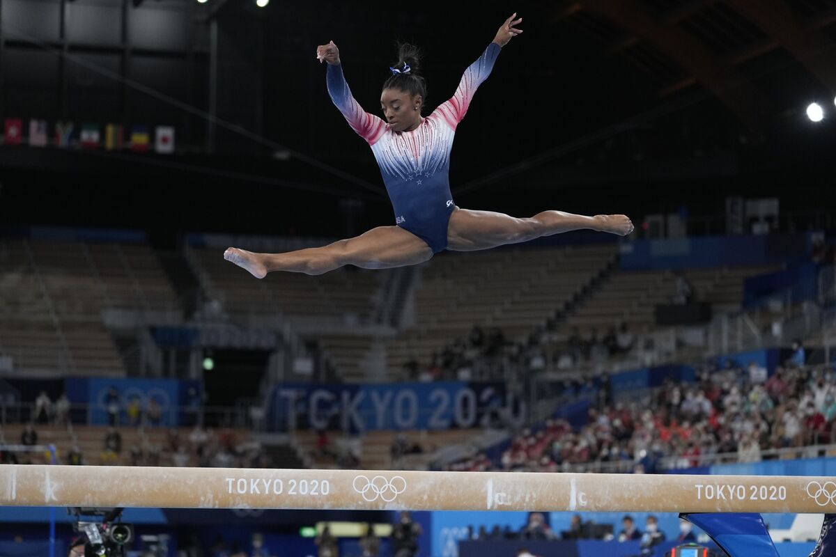 Joe Morgan's daughter stars as Stanford gymnast