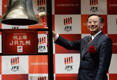 青柳俊彦社長(10月25日、東証)