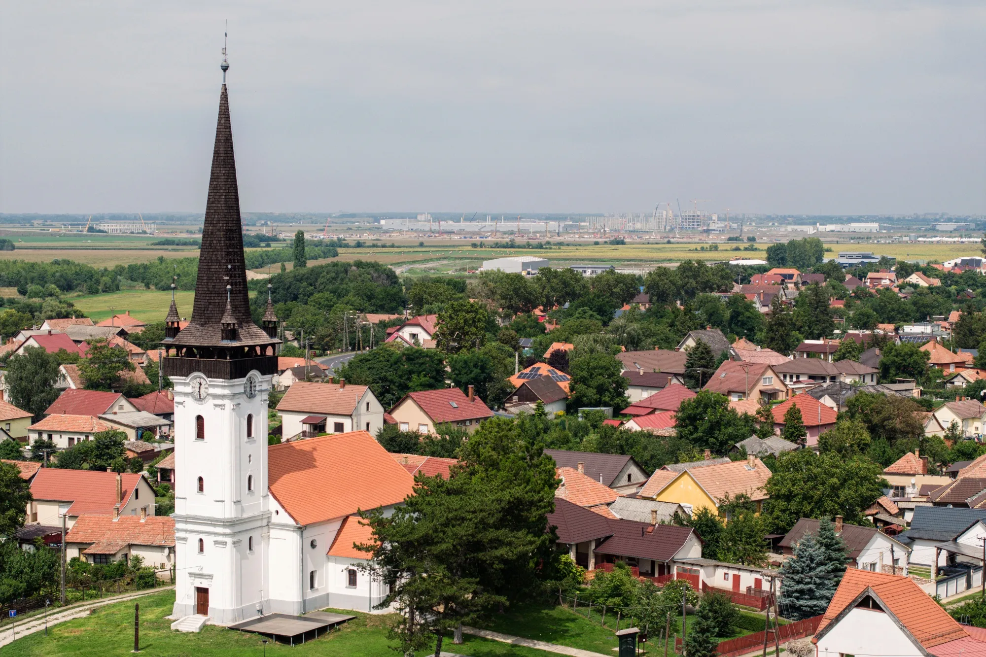 Battery plant lies just beyond the Debrecen suburb of Mikepercs in Hungary.