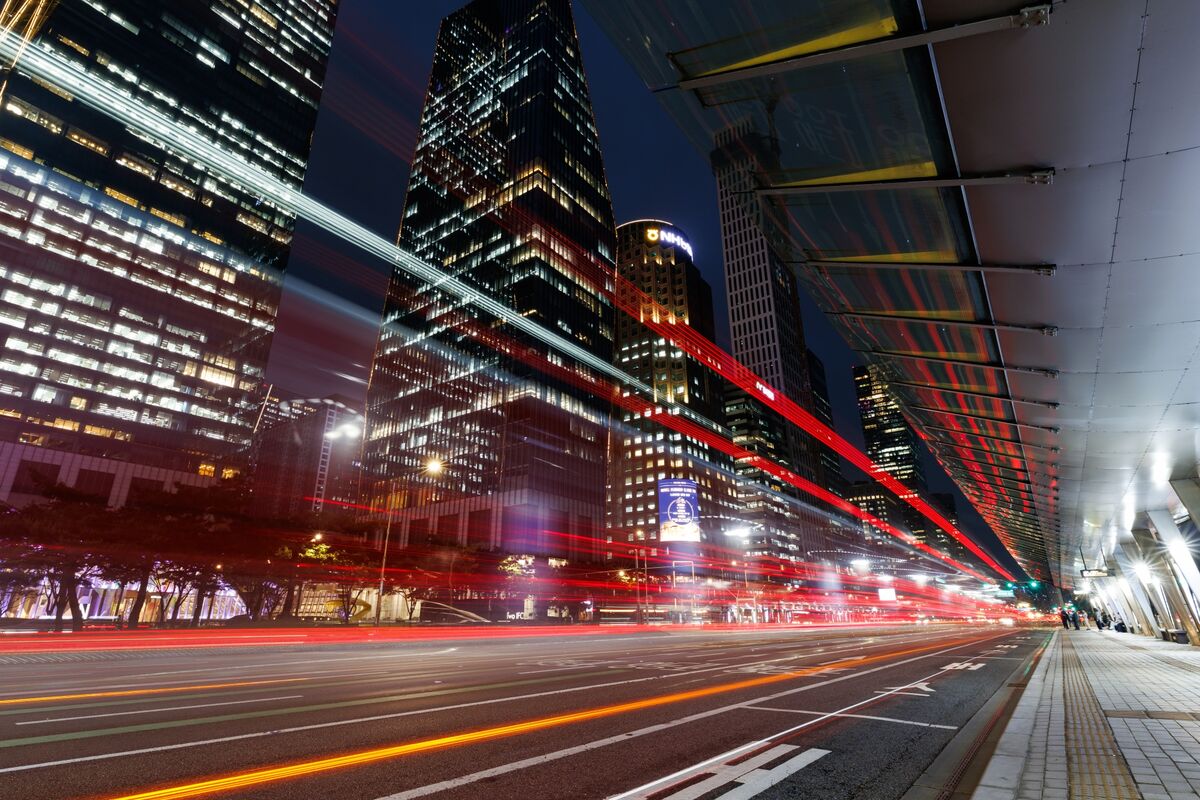 Banks Offload Risk from Leveraged ETFs With Exotic ‘Crash Puts’
