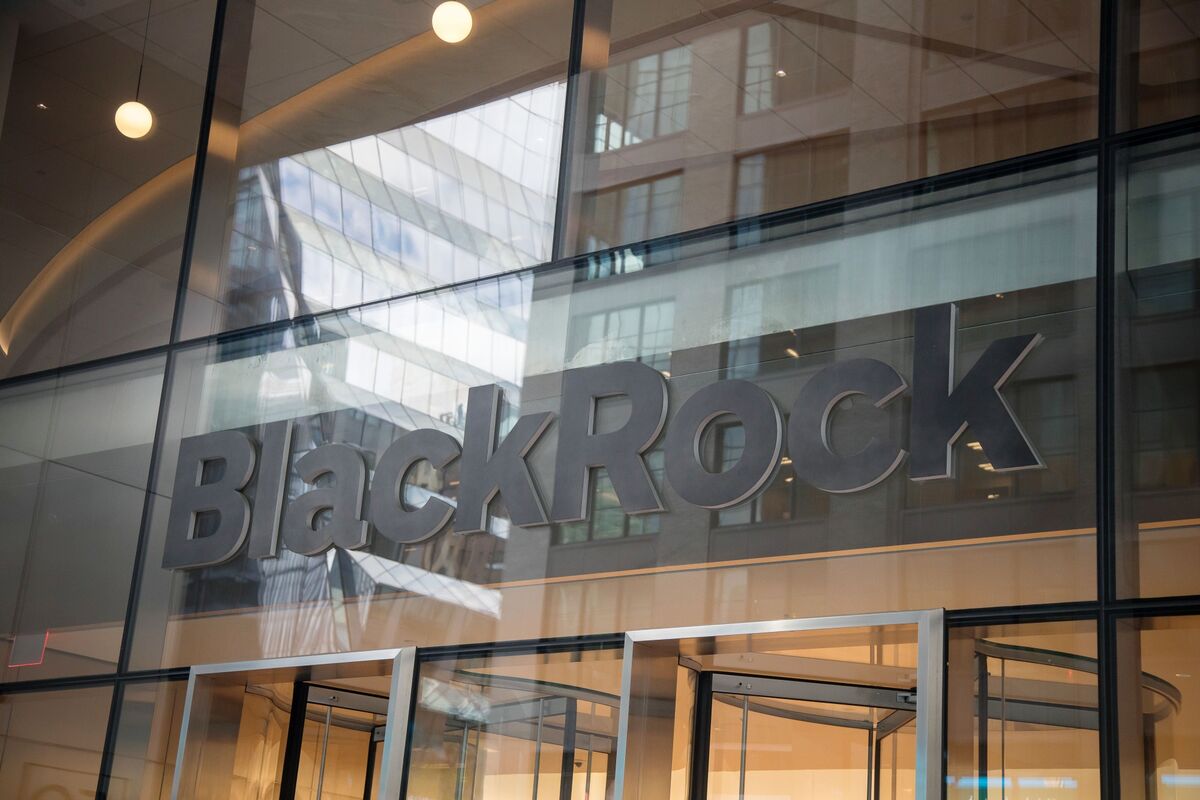 BlackRock Sees Institutional Adoption Of DeFi Far Away At Coinbase ...