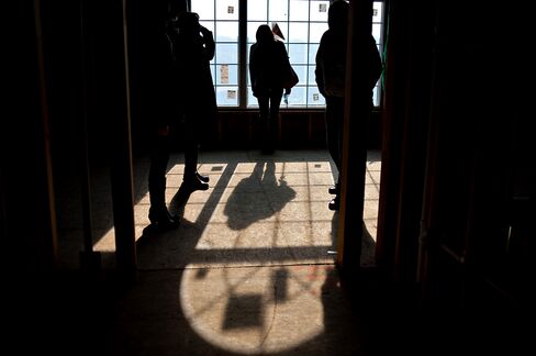 Home Prices in 20 U.S. Cities Increase by Most Since 2006