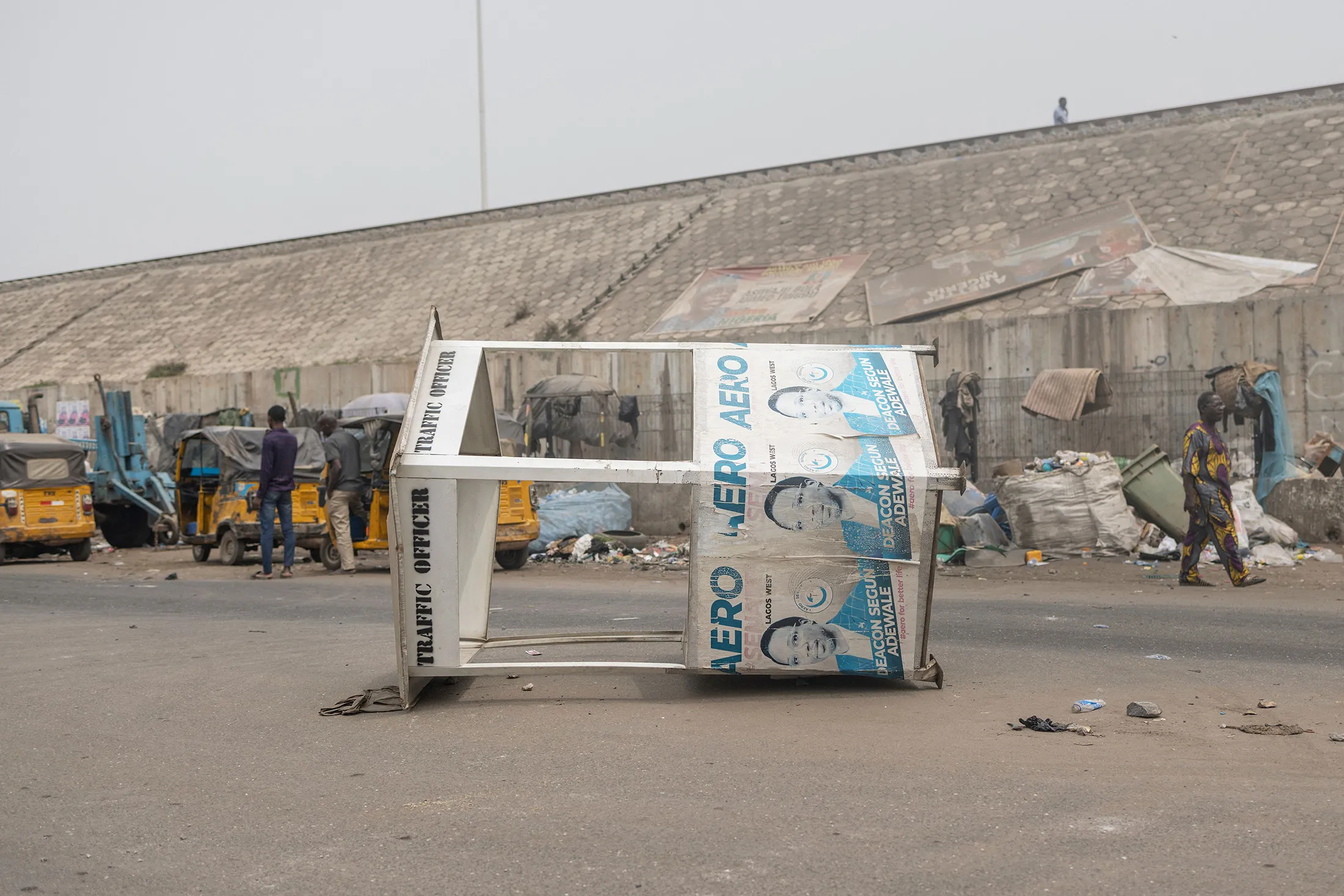 Protesters attacked bank ATMs and blocked roads in various Nigerian cities as anger spilled on the streets over a scarcity of cash.