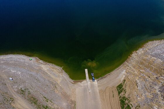 California’s Epic Drought Is Parching Reservoirs and Worrying Farmers