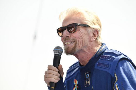 Branson’s Virgin Orbit Plots U.K. and Japan Launches in International Push