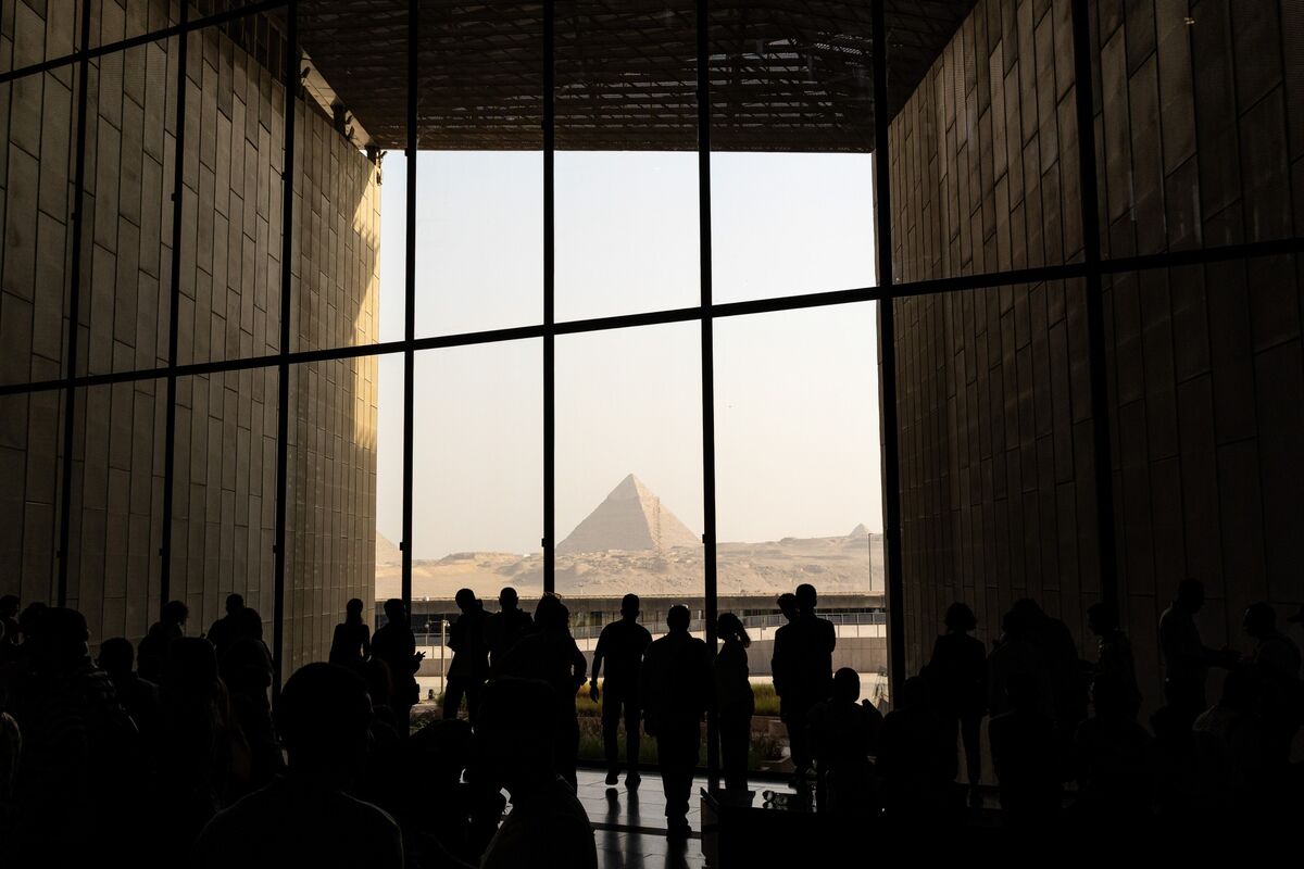 Egypt Bets on Pyramids, Beaches and Now Surgery in Medical Tourism Drive