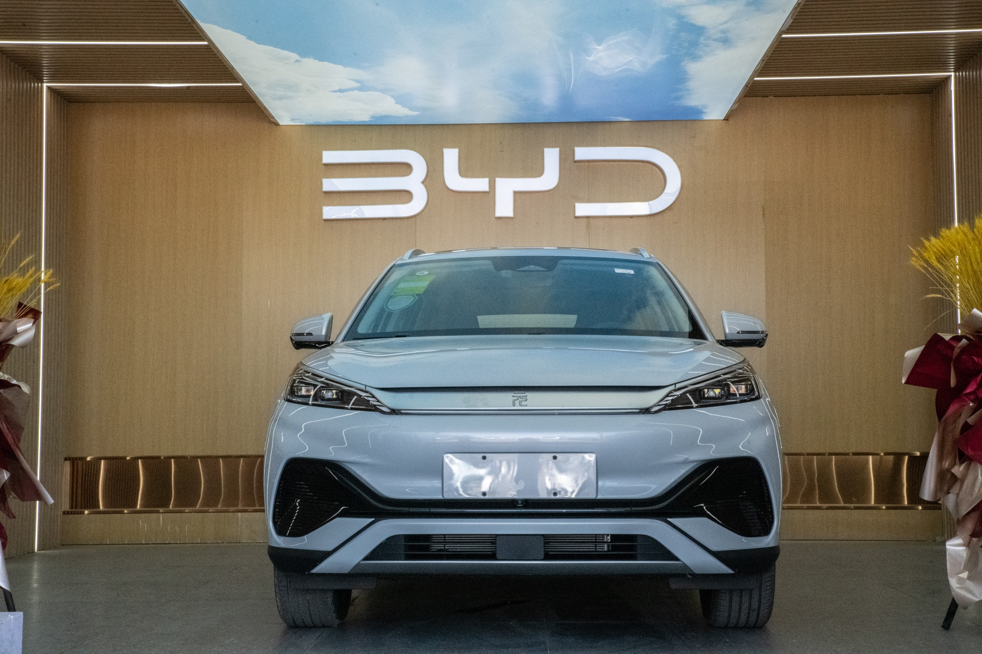 BYD Confident of Hitting 3 Million Sales Despite China Weakness - Bloomberg