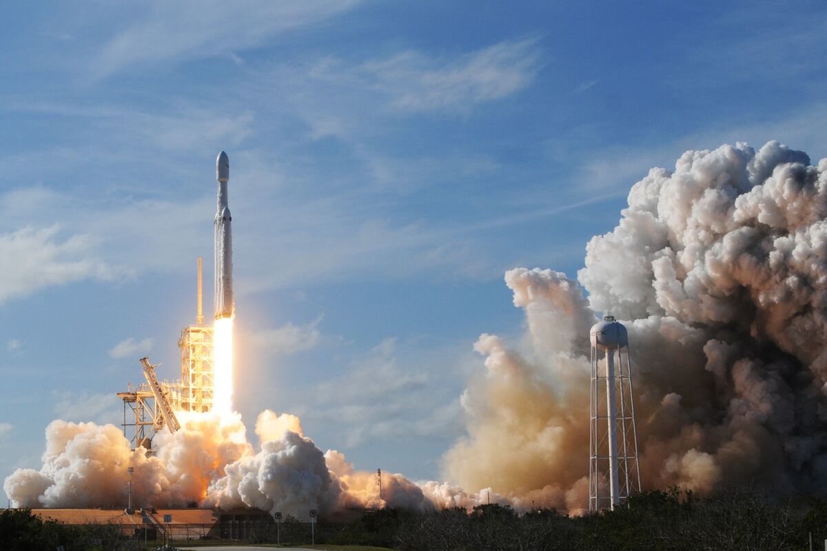 SpaceX IPO'su Başka Bir Musk Hissesi Ekleyecek. Bu Tesla İçin Bir Sorun