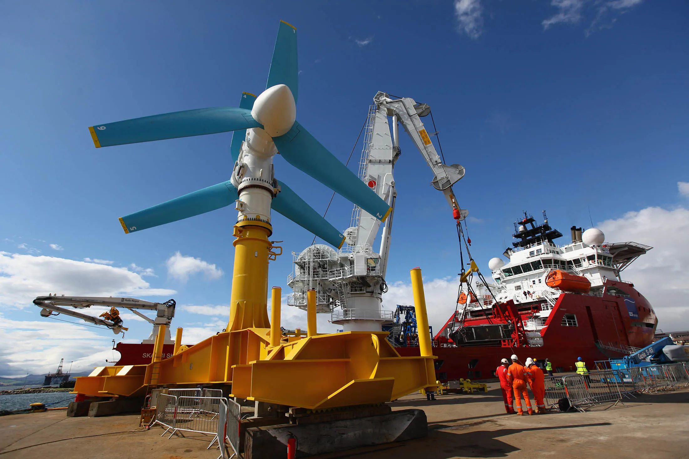 The AK- 1000 tidal energy turbine.
