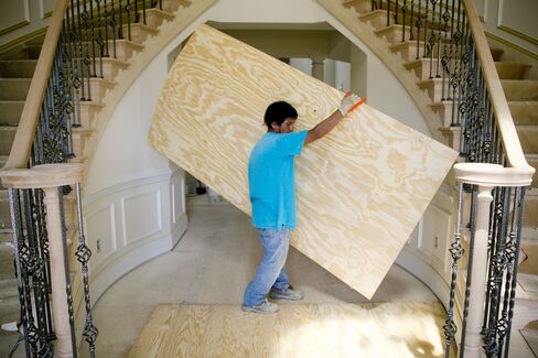 Household Worth in U.S. Climbed to a Record in First Quarter