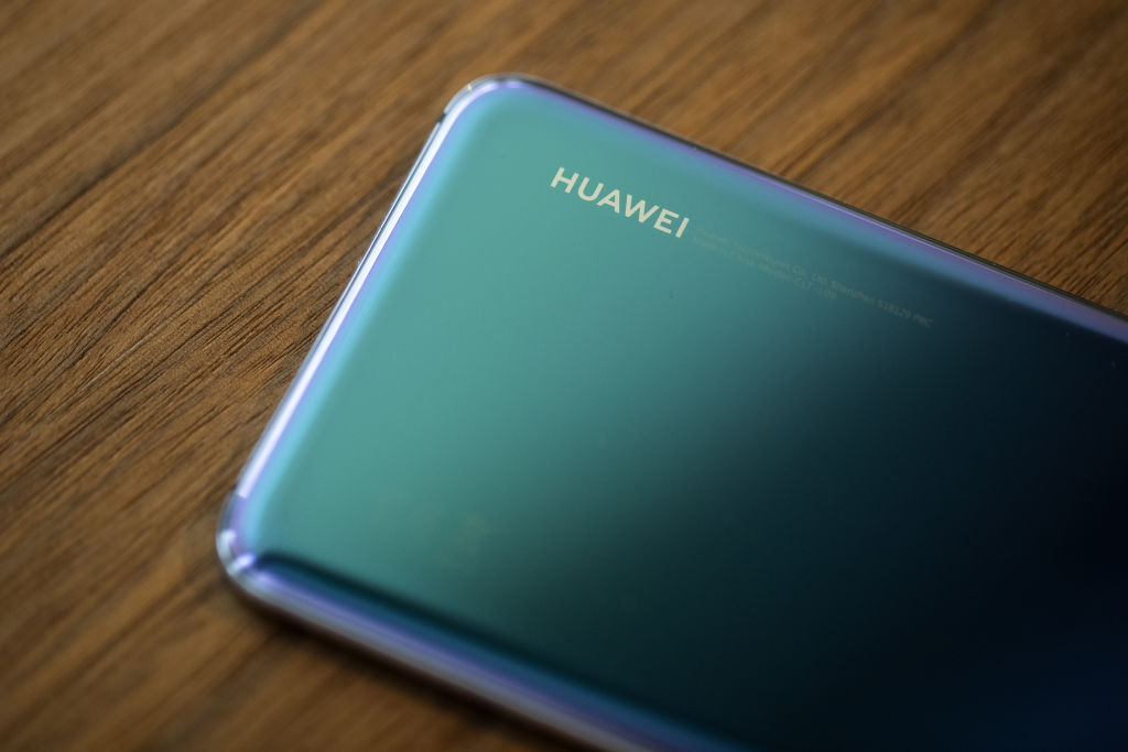 Huawei P20 Lite Hands On: Powerful Cameras, Striking Build for a