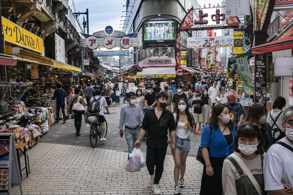 Japan Households Spend More on Retail, Travel Despite Accelerating ...