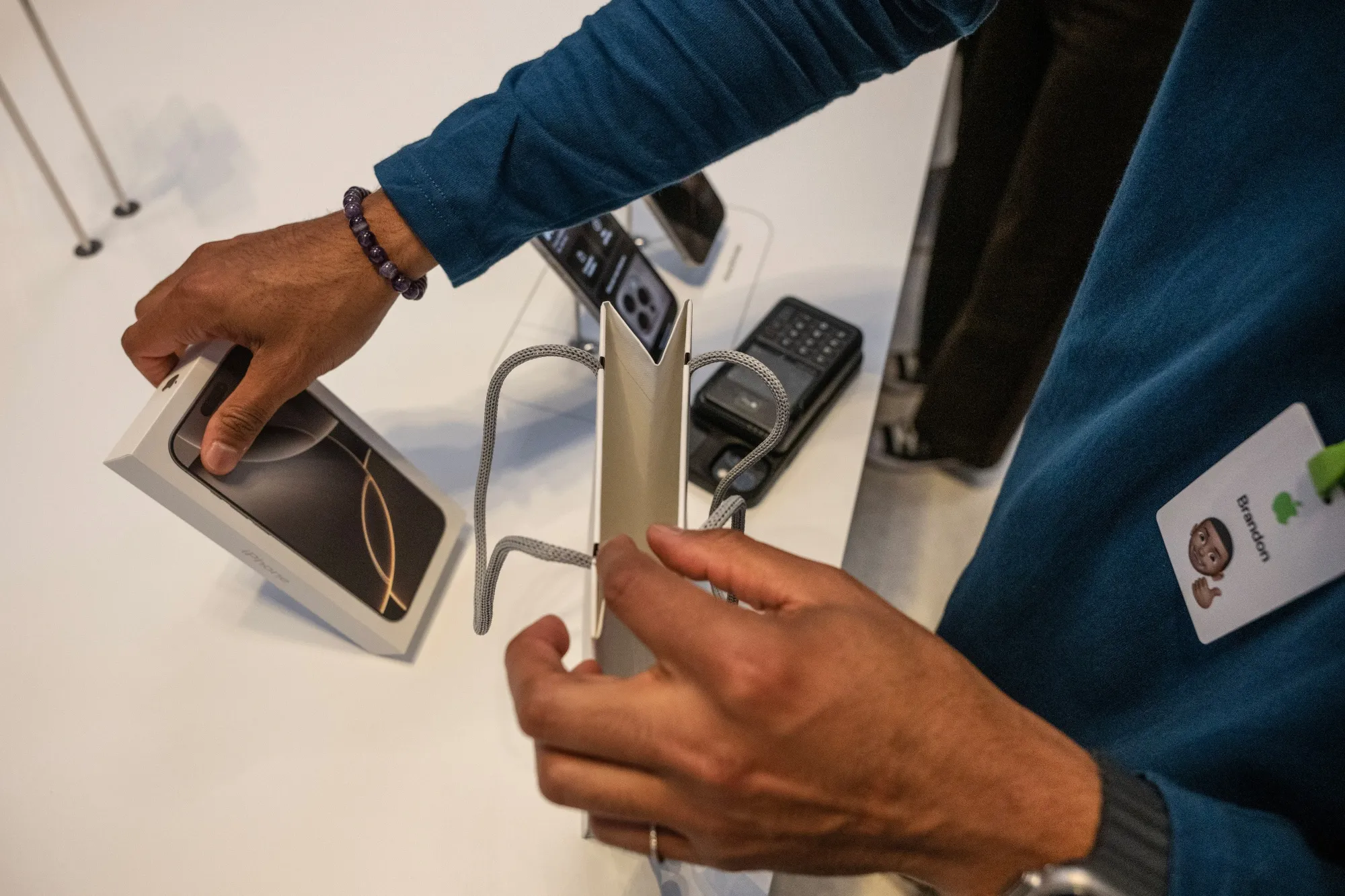 New Apple Products Go On Sale At Fifth Avenue Store